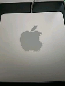 Apple USB SuperDrive A1379 – Excellent Used Condition, No Scratches - Afbeelding 1 van 5