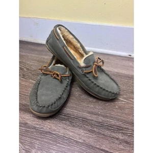 L.L. Bean Men's Moc Slippers sz 9M Shearing Wool Fur House Shoes Green - Picture 1 of 9