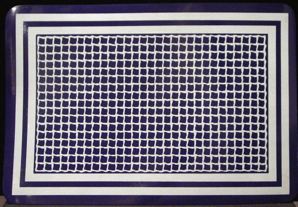 COAST ORIENT TRADING SET OF 4 NAVY & WHITE VINYL GEOMETRIC DESIGN PLACEMATS NEW - Image 1 of 1