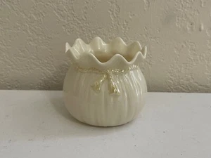 Belleek Irish Porcelain Yellow Ribbon Crinkled Fluted Flower Pot - Picture 1 of 8