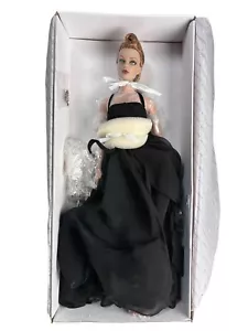 Neu! Tonner Wentworth Sydney Chase 16 Zoll Modepuppe DARK EMBRACE - Bild 1 von 10