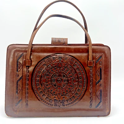 Bolso de mano vintage años 60 de cuero genuino en relieve con flores/azteca Foto 1 de 4