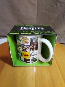 Neu im Karton The Beatles Chronology Tasse Größe One Size - Bild 1 von 5