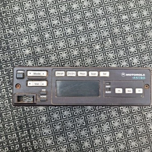 Motorola T99DX+089W Astro VHF 136-174 MHz 128Kanal 50W Mobilfunkgerät D04KKF9PW5AN - Bild 1 von 4