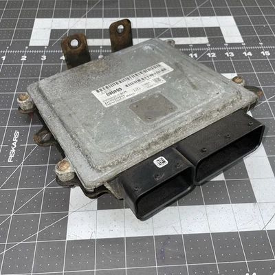 Módulo de computadora Compass Patriot 2007 2010 calibre motor ecm ecu pcm 68031775ad Foto 1 de 4