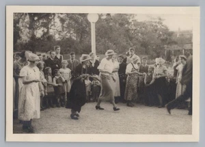 Betriebsausflug Zeiss Ikon Contessawerk Stuttgart 1936 - Eierlauf - Foto - Picture 1 of 2