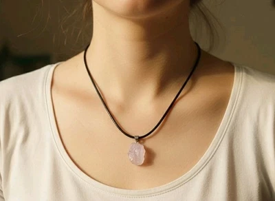 Collana Ciondolo Pietra Ametista  Naturale Grezza Pietra Pendente  Cristallo - Immagine 1 di 4