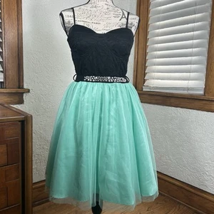 Mystic Lace Bodice Tulle Rhinestone Mini Party Dress NWT By Buckle Size M - Picture 1 of 16
