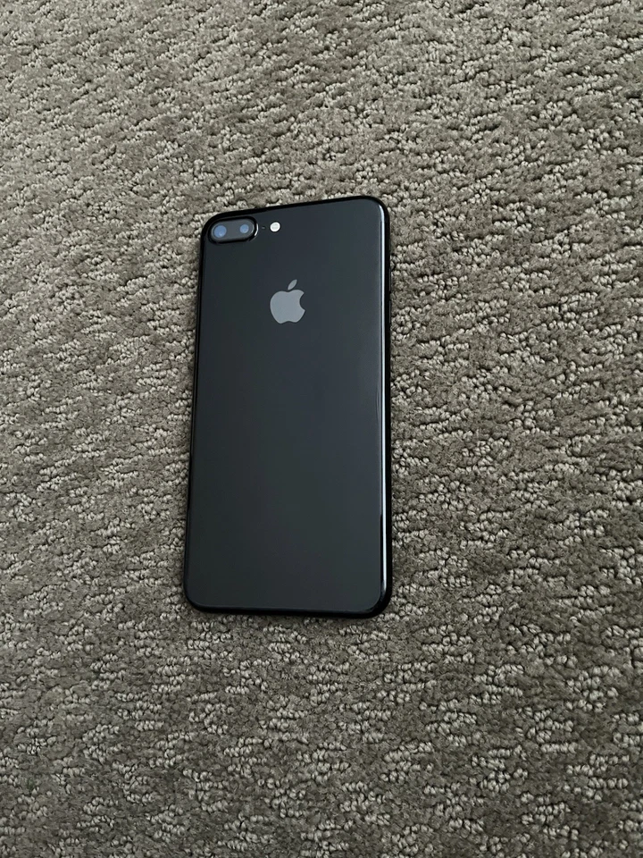 Apple iPhone 7 Plus A1661 128GB Sprint T-Mobile Networked Unlocked - Image 1 of 4