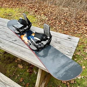 DAKINE Snowboard 149cm with BURTON Large FreeStyle Bindings and Salomon Board - Picture 1 of 15