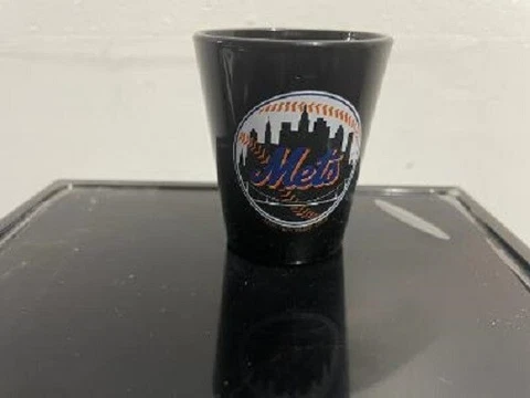 NEW YORK METS BLACK 2oz. LOGO SHOT GLASS NEW & OFFICIALLY LICENSED Cover
