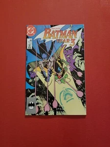DC COMICS - BATMAN #438 COMIC BOOK - VERY FINE PLUS CONDITION - 1989 - Picture 1 of 2