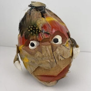 Decoración de barra Tiki vintage tallada a mano pintada cabeza de coco cara arte popular ojos concha - Imagen 1 de 14