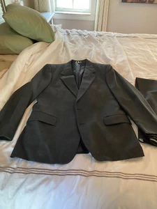 Men's Two Piece Classic Regular Fit Suits - Picture 1 of 8