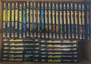 Lot Of 52 Books - The Executioner/Mack Bolan By Don Pendleton - Foto 1 di 16