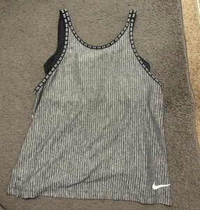 Girls Nike XL Tank Top With Built In Sports Bra - Picture 1 of 11