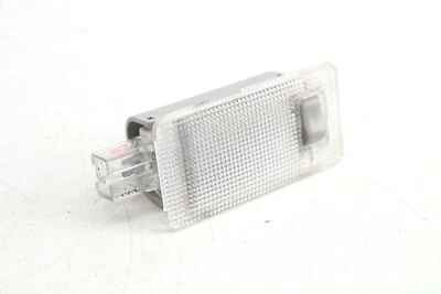 2011-2015 Toyota Sienna задняя левая сторона четверть панели любезность лампа 81081 - Изображение 1 из 4