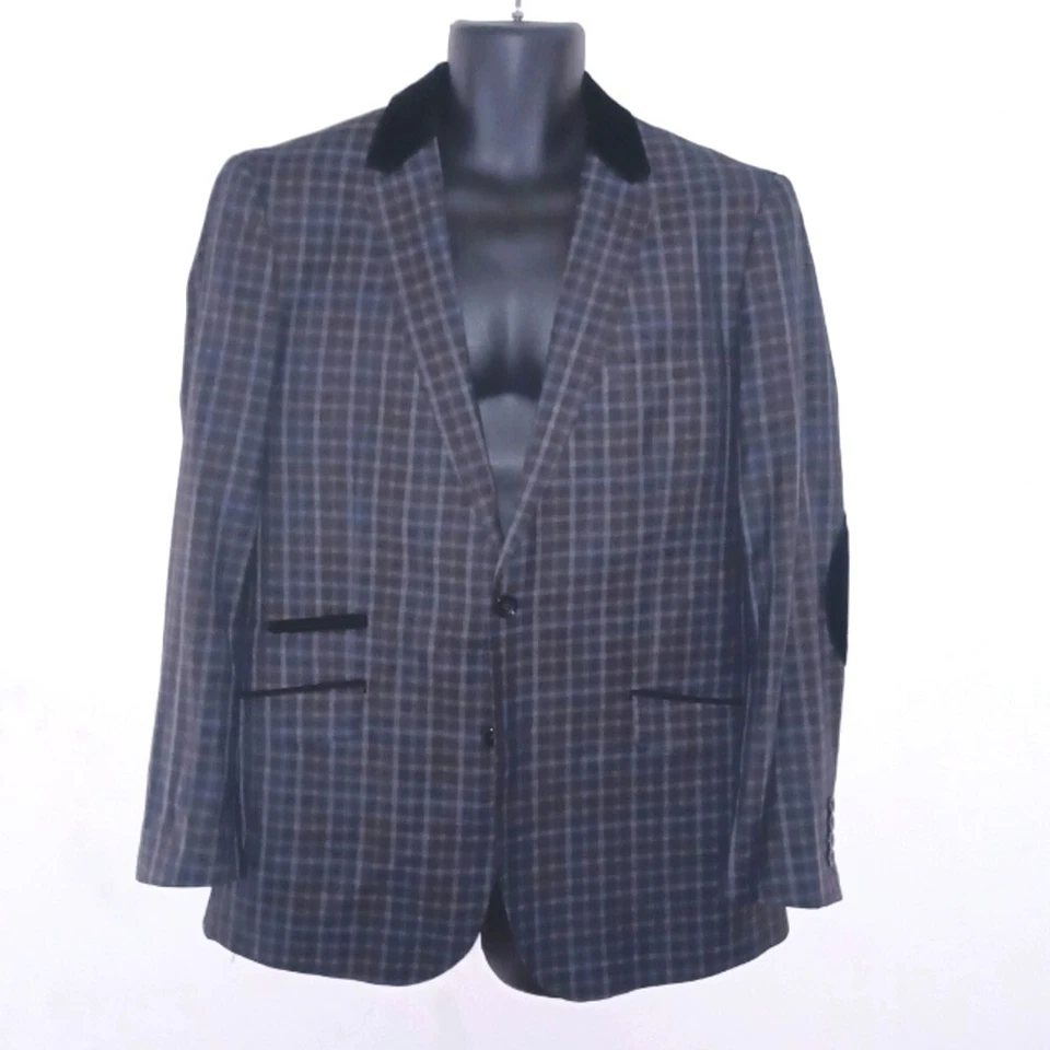 Insomnia :: Gray Plaid Blazer w/ Black Velvet Accents, 40R - UK London Style - Image 1 of 4