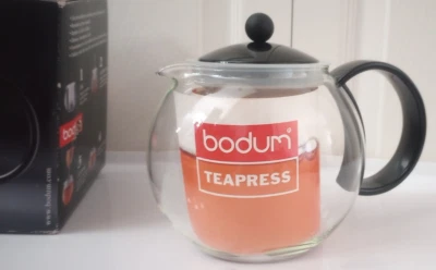 Bodum Assam Tetera Prensa de Té Francesa Tetera Vidrio Borosilicato 34 OZ Nueva 1844 Foto 1 de 4
