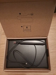 WACOM One By Wacom Graphic Tablet Blac/Red Boxed - Afbeelding 1 van 9