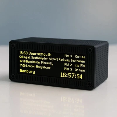 Tablero de salida de tren personalizado del Reino Unido - Actualizaciones ferroviarias nacionales en vivo - Pantalla de escritorio Foto 1 de 4