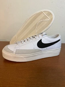 Nike Blazer Plataforma Baja Blanco Negro DJ0292-101 EE. UU. WMNS Talla 10 - Imagen 1 de 6
