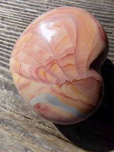 SWEET POLISHED POLYCHROME OR LANDSCAPE JASPER BULL 3 1/16'' HEART 6985 - Picture 1 of 10