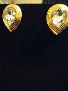 Teardrop glass earrings gold tone - Picture 1 of 8