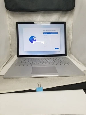 Microsoft Surface Book 2 Core i7 13.5" 8GB/256GB Plateado Ver Detalles VD4152 Foto 1 de 4