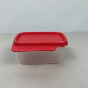 Tupperware Keep Tabs Sheer Container 6592A  5 oz  Red Seal 6593A - Picture 1 of 4