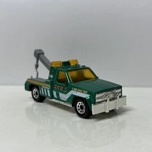 1987 87 GMC K10 Tow Truck Wrecker Collectible 1/64 Scale Diecast Diorama Model - Picture 1 of 4