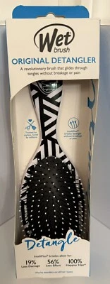 NOS Wet Brush Original Detangler Hipster Triangle Black White Hairbrush Retro - Image 1 of 4
