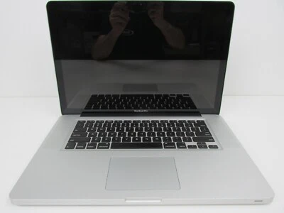 Apple MacBook Pro 15 i7-2635QM 2,0 GHz Sin RAM Sin HDD Sin Batería Mal Piezas de Video Foto 1 de 4