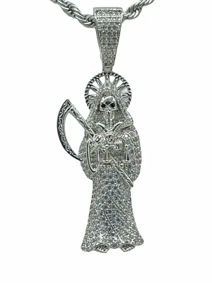 Colgante Santa Muerte con Collar Oro Blanco Relleno Micro Pavé Piedras Cuerda Foto 1 de 3