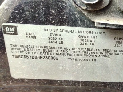 Paquete de puerta delantera de pasajero sin moldura central para 08-12 MALIBU 336032 Foto 1 de 4