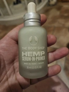 The Body Shop Hemp Serum-in-Primer 30ml Vegan Cruelty Free - Picture 1 of 2