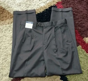 Roundtree & Yorke Microfiber Easy-Care plisado expansor vestido pantalones marrones NWT - Imagen 1 de 4