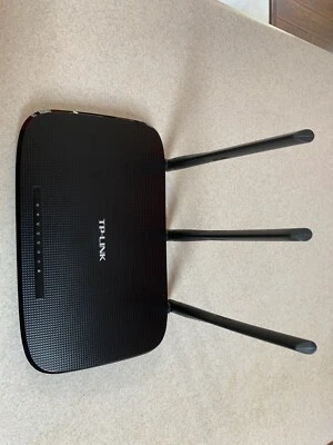tp link wifi router  - Image 1 of 3