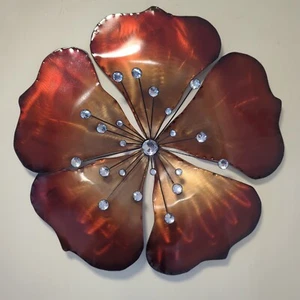 Red Metal Flower Wall Plaque - Picture 1 of 5