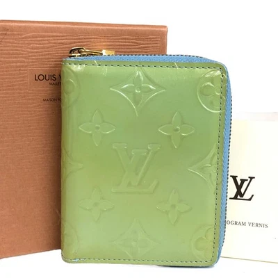 Auth Louis Vuitton Bloom Bifold Wallet Monogram Vernis Baby Blue M91016 MI0979 - Image 1 of 4