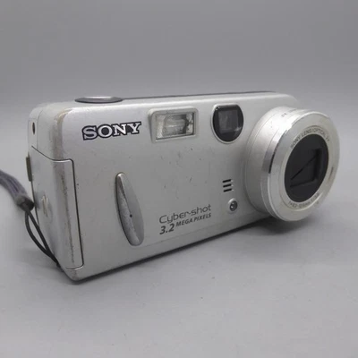 Sony Digital Camera Cybershot DSC-P52 3.2MP Silver Tested - Image 1 of 4