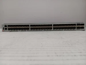 Brocade BR-G620 32GB 64 port FC switch with (48) active ports, SAN64B-6 - Picture 1 of 2