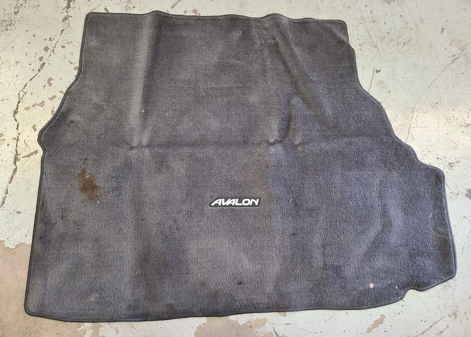 2002 - 2005 Genuine Toyota Avalon Trunk Floor Mat Liner - Image 1 of 4