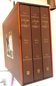 CALVIN & HOBBES COMPLET 3 VOL. SET ILLUSTRATIONS IN COLOR & BLACK AND WHITE NICE - Foto 1 di 14