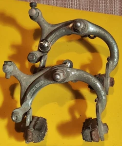 ANTIGUO PAR DE PINZAS DE FRENO DEPORTIVAS UNIVERSALES MIGNON FRENI BICI - Imagen 1 de 15
