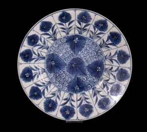 Ein Antiker Blau - Weißer „Aster“ Teller. Porzellan. China. Kangxi (1662-1722) - Bild 1 von 11