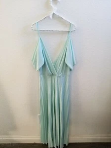 Nwt Womens ASOS mint green Dress Size US 0 UK 4 off the shoulders plunged - Picture 1 of 6