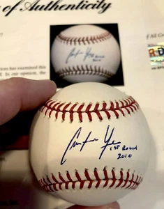CHRISTIAN YELICH SIGN PSA/DNA PICTURE AUTHENTIC 1ST ROUND 2010 (RARE SELIG BALL) - Picture 1 of 12