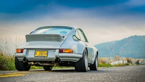 PORSCHE 911 CLASSIC LUXURY VINTAGE GERMAN SPORTSCAR - 4x6 Glossy Printed Photo - Picture 1 of 1