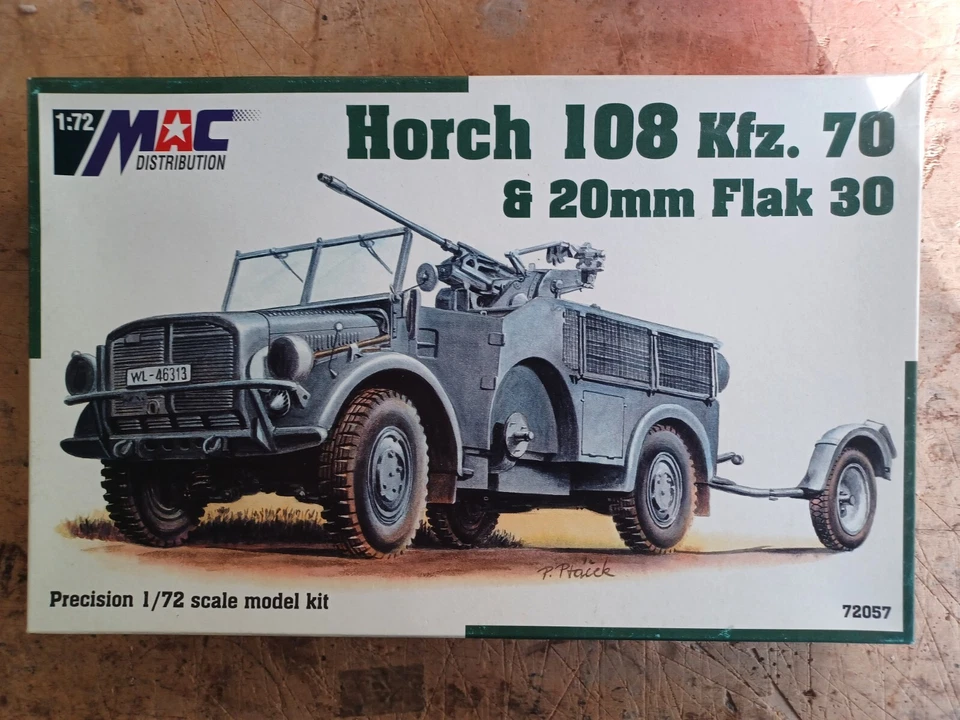 MAC 72057 - Kfz 70 2,0 cm FlaK 30 mit Fgst des s.E.PKw II Auto-Union - kit  1:72 - Immagine 1 di 1